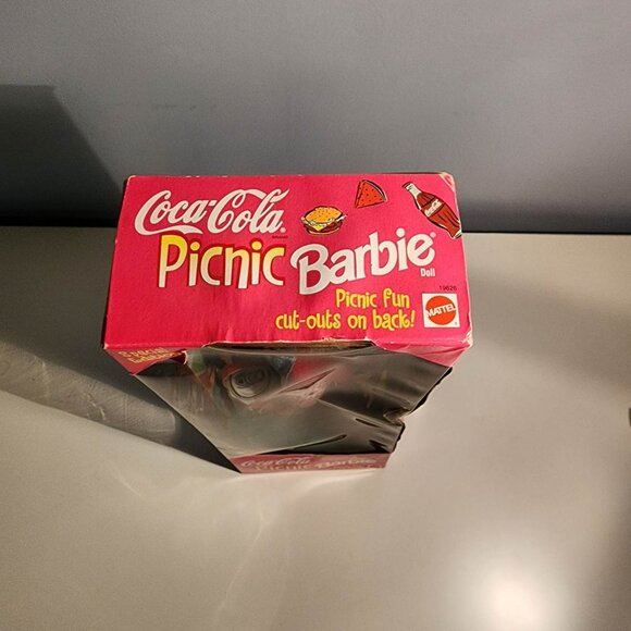 1997 Mattel Coca Cola PICNIC BARBIE Doll Vintage #19626 New in Box - Picture 3 of 7